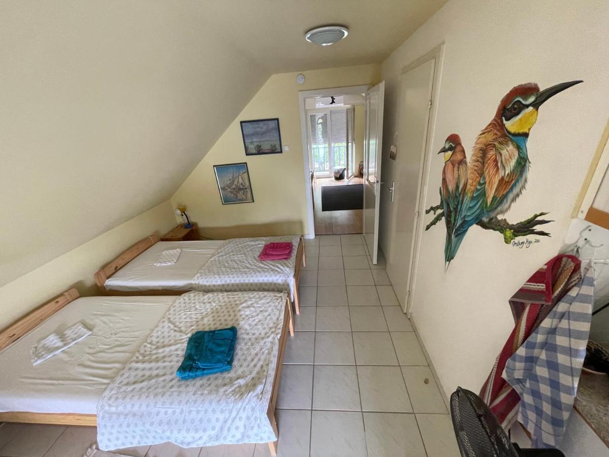 Apartamento Thefi Vendégház Zánka Exterior foto