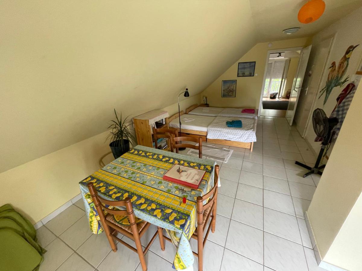 Apartamento Thefi Vendégház Zánka Exterior foto